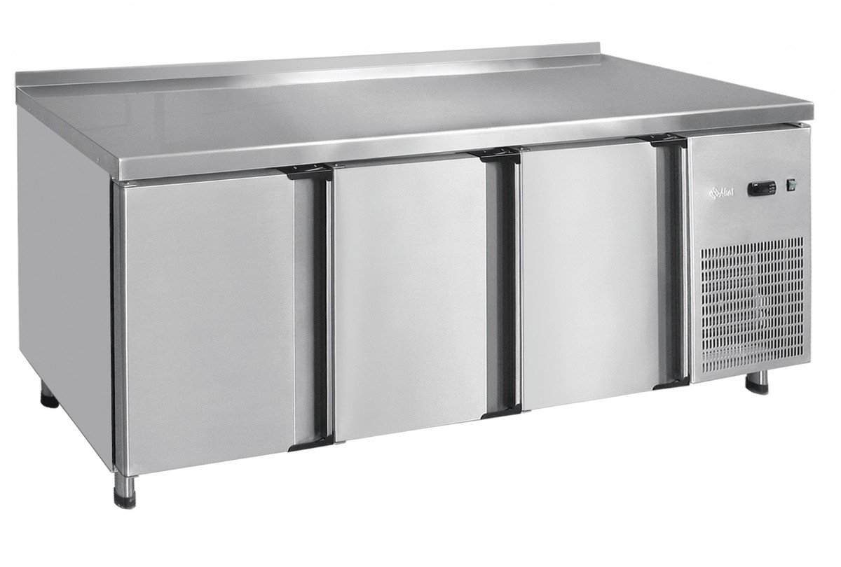 Стол холодильный среднетемпературный СХС-60-02 (3 двери)